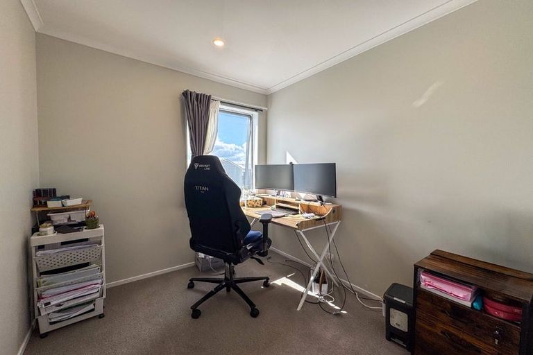 Photo of property in 8 Tarakoi Road, Hobsonville, Auckland, 0616