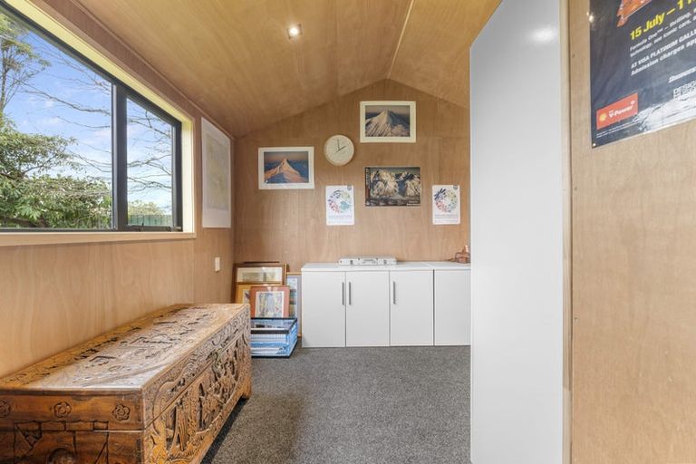 Photo of property in 37 Flint Road West, Stratford, 4332