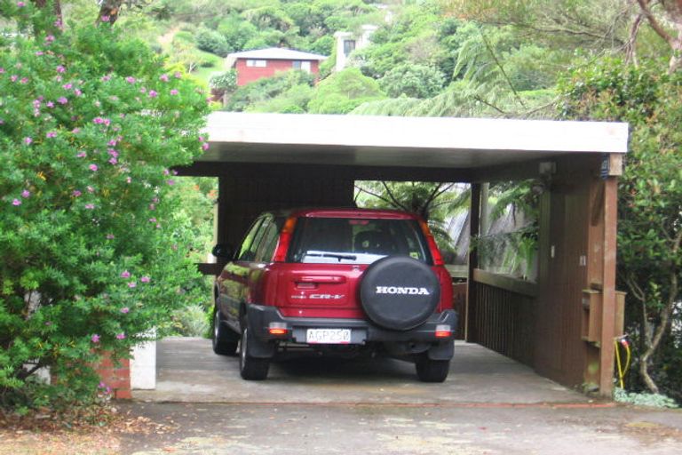 Photo of property in 11a Kamla Way, Khandallah, Wellington, 6035