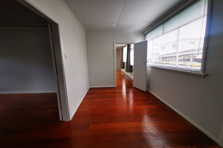 Photo of property in 2 Church Place, Whanganui, 4500