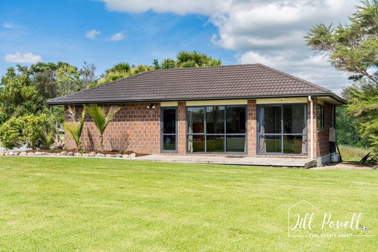 Photo of property in 93c Jumna Road, Maungaturoto, 0587