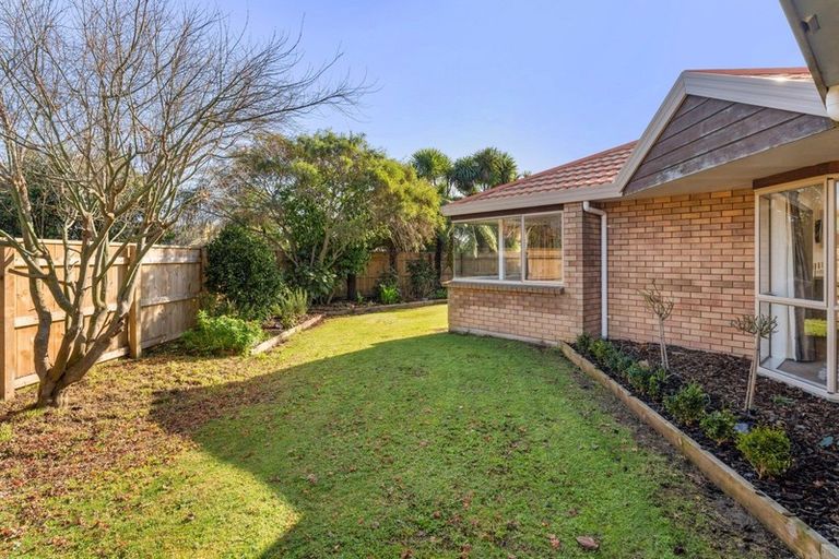 Photo of property in 1 Leigh Place, Paraparaumu Beach, Paraparaumu, 5032