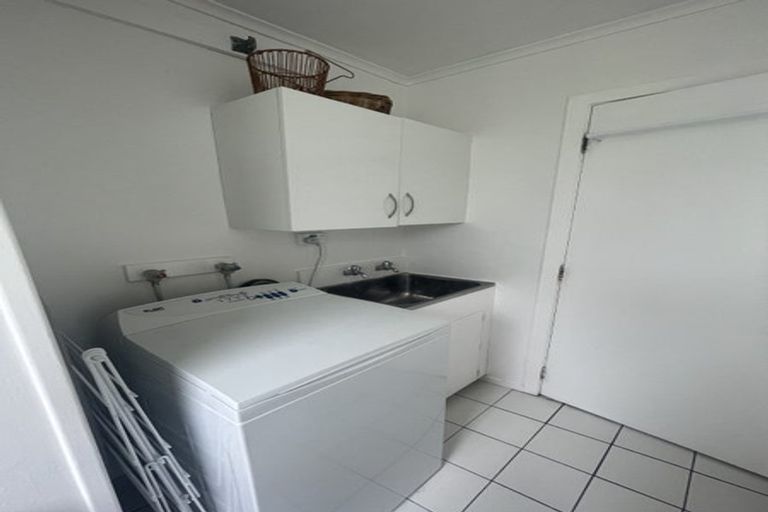 Photo of property in 6/3 Kowhai Street, Eastbourne, Lower Hutt, 5013