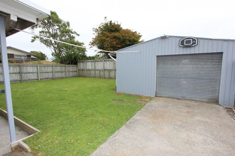 Photo of property in 8 Konini Street, Inglewood, 4330