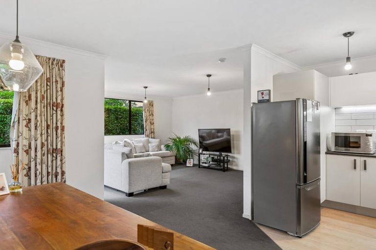 Photo of property in 169j Colwill Road, Massey, Auckland, 0614