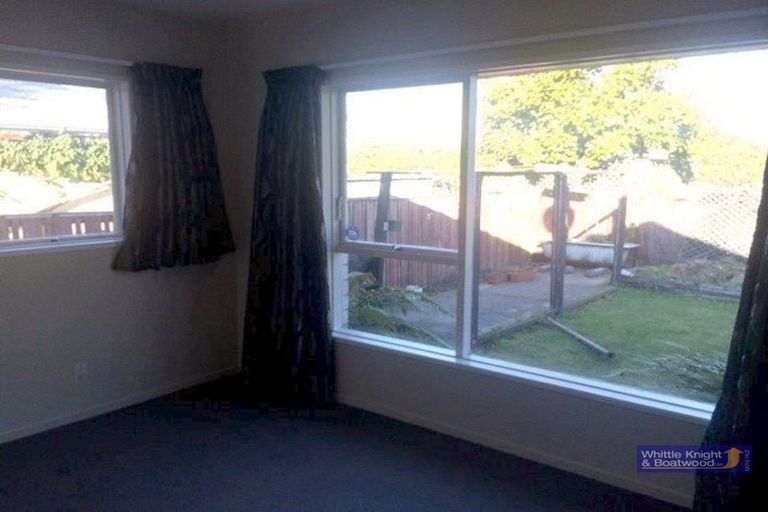 Photo of property in 2/9 Chadlington Street, Parklands, Christchurch, 8083