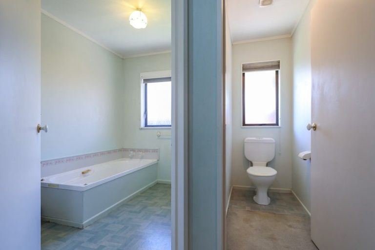 Photo of property in 12 Coleridge Place, Stoke, Nelson, 7011