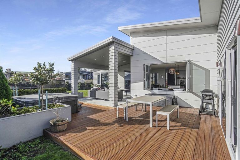 Photo of property in 10 Rigg Place, Flagstaff, Hamilton, 3210