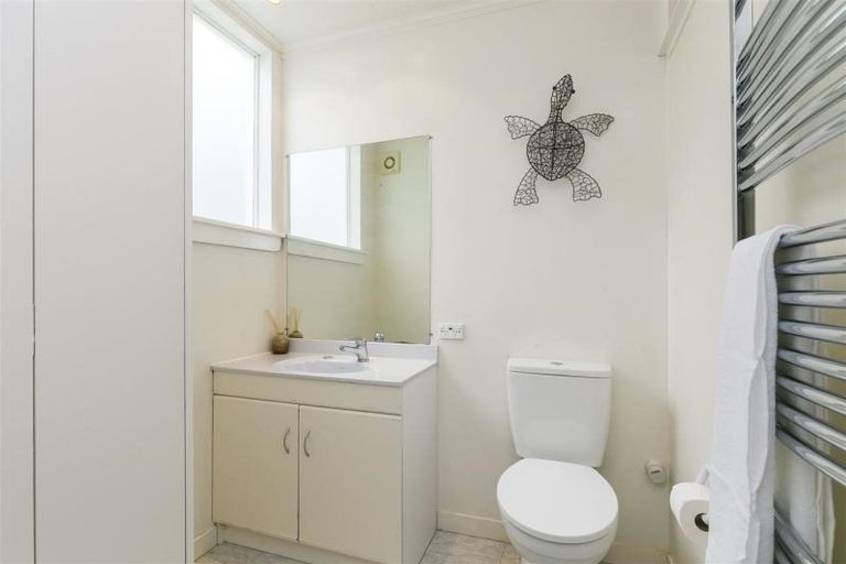 Photo of property in 1 Rangoon Street, Khandallah, Wellington, 6035