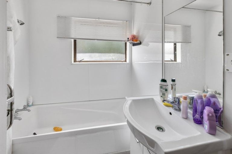 Photo of property in 69 Pohutukawa Drive, Owhata, Rotorua, 3010