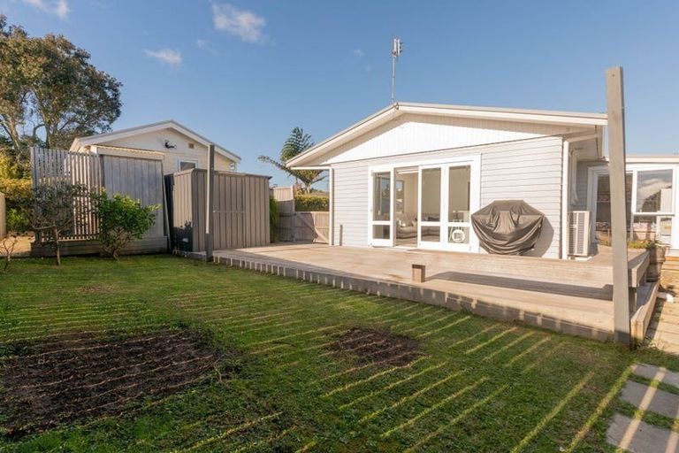 Photo of property in 8 Brandon Road, Manly, Whangaparaoa, 0930