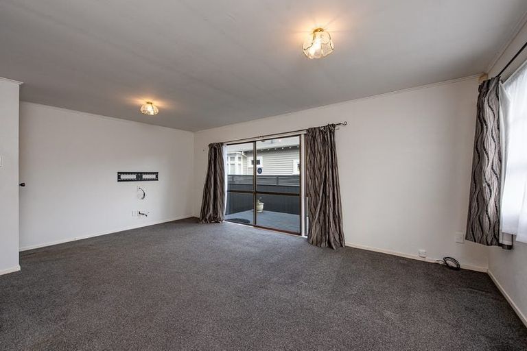 Photo of property in 16 Trafalgar Street, Waiwhetu, Lower Hutt, 5010