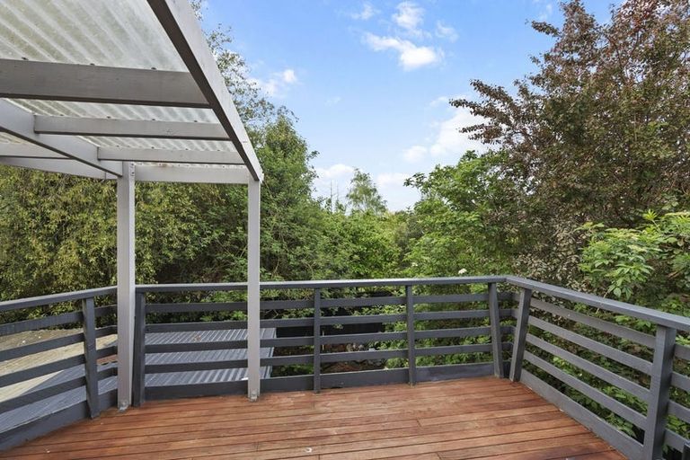 Photo of property in 12 Woodend Road, Woodend, 7610