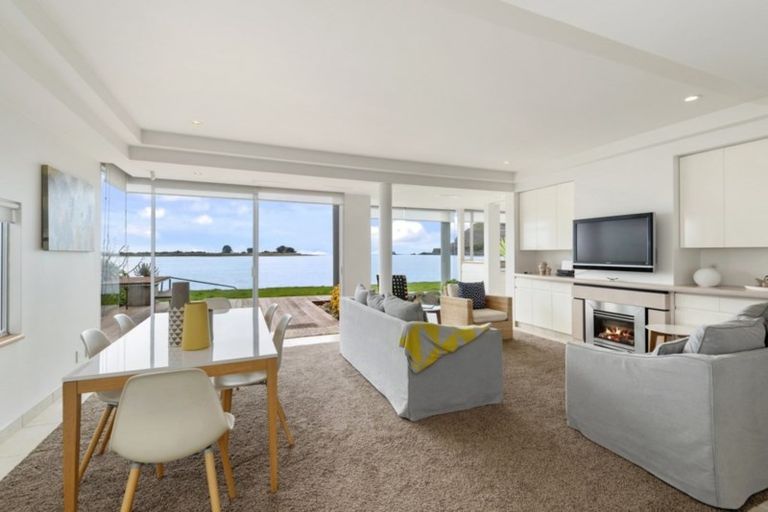 Photo of property in 133 Main Road, Redcliffs, Christchurch, 8081