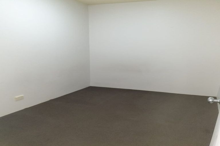 Photo of property in Sirocco Apartments, 606/8 Church Street, Wellington Central, Wellington, 6011