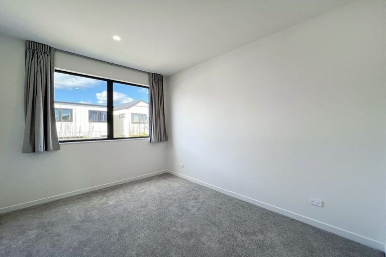 Photo of property in 13 Porowha Road, Westgate, Auckland, 0814