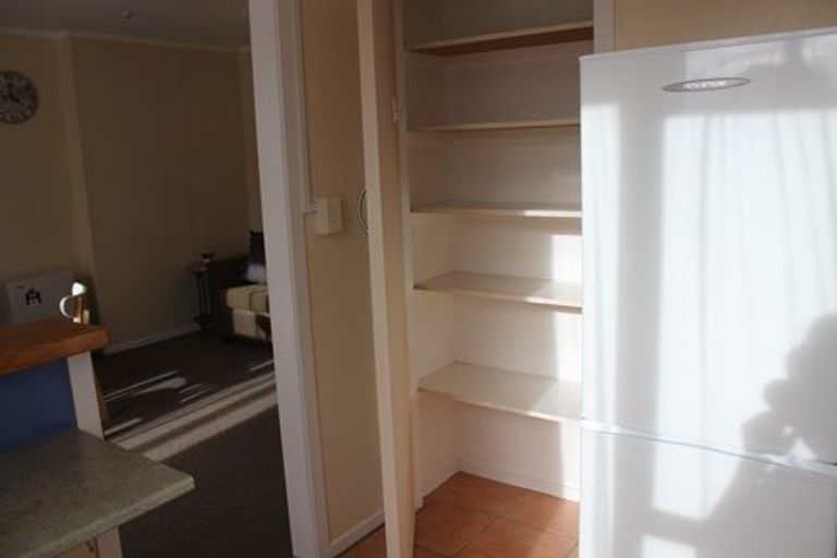 Photo of property in 1/179 Carlisle Road, Northcross, Auckland, 0632