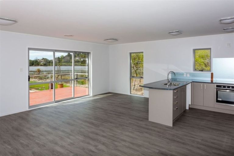 Photo of property in 83 Pepe Road, Tairua, 3508