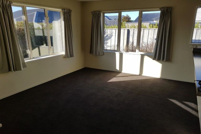 Photo of property in 8 Manuka Street, Pegasus, 7612