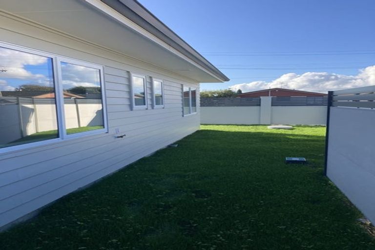 Photo of property in 2/17 Waerenga Road, Otaki, 5512