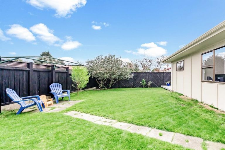 Photo of property in 72a Elizabeth Street, Waikanae, 5036