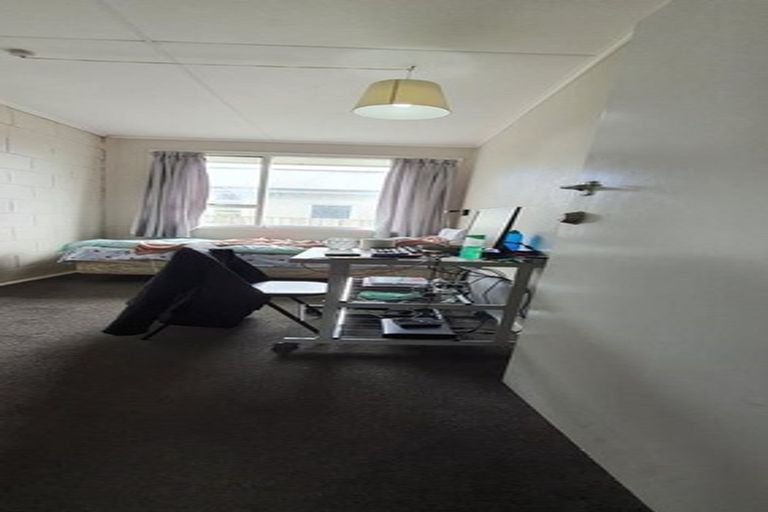 Photo of property in 6/13 Newnham Terrace, Upper Riccarton, Christchurch, 8041