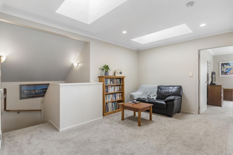 Photo of property in 19 Matarangi Road, East Tamaki, Auckland, 2013