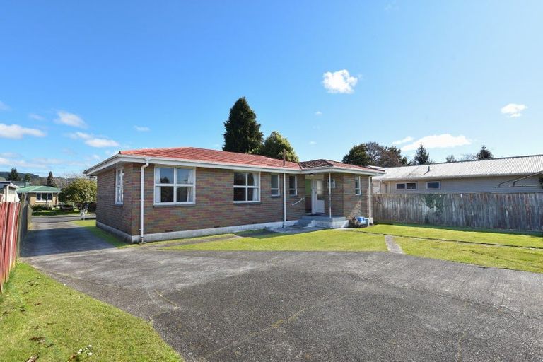 Photo of property in 13 Clyde Street, Utuhina, Rotorua, 3015