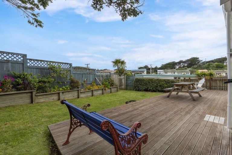 Photo of property in 56 Herewini Street, Titahi Bay, Porirua, 5022