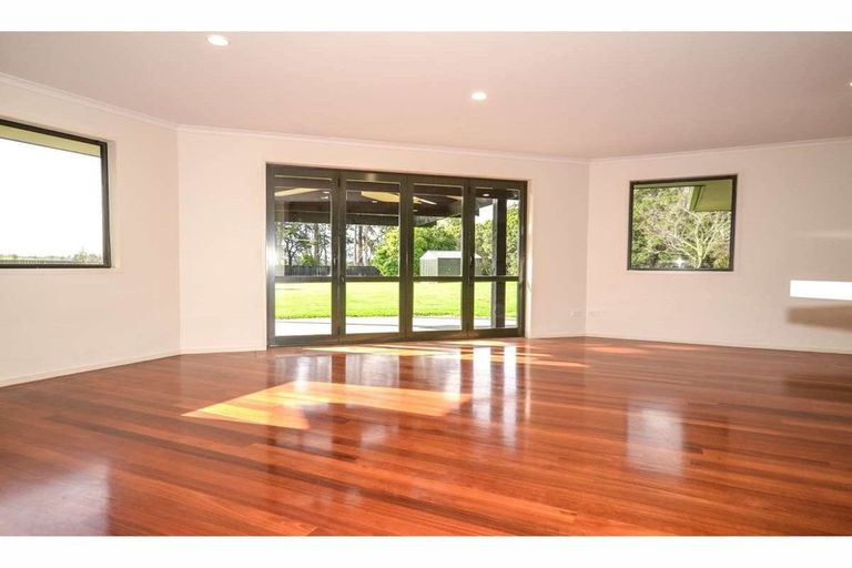 Photo of property in 5 Kotare Heights, Kerikeri, 0230