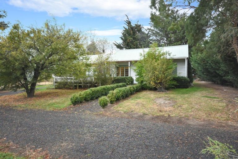 Photo of property in 369 Maungatua Road, Woodside, Outram, 9073