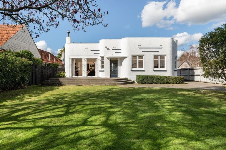 Photo of property in 12a Alexander Street, Tauranga South, Tauranga, 3112