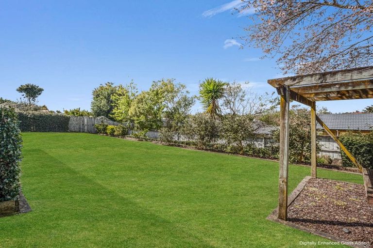 Photo of property in 135 Baverstock Road, Nawton, Hamilton, 3200