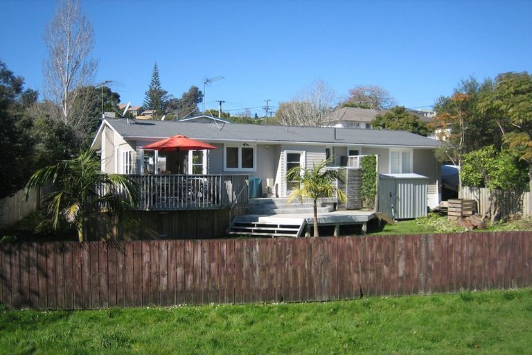 Photo of property in 1/91 Selwyn Crescent, Forrest Hill, Auckland, 0620