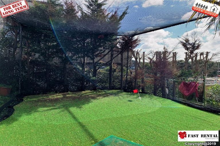 Photo of property in 1/59 Beach Road, Castor Bay, Auckland, 0620