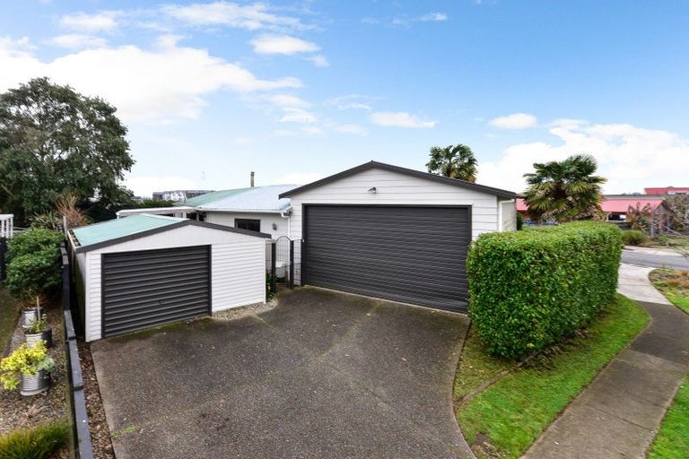 Photo of property in 43 Radiata Street, Fairview Downs, Hamilton, 3214