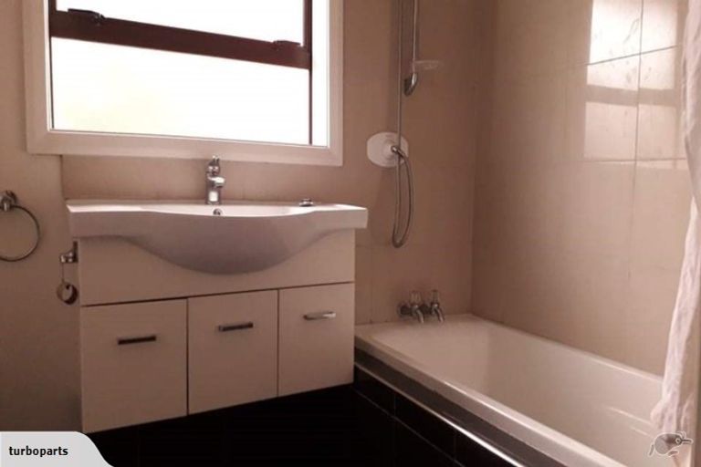 Photo of property in 101 Kendal Avenue, Burnside, Christchurch, 8053