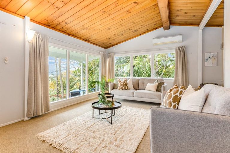 Photo of property in 25 Palm Grove, Belmont, Lower Hutt, 5010