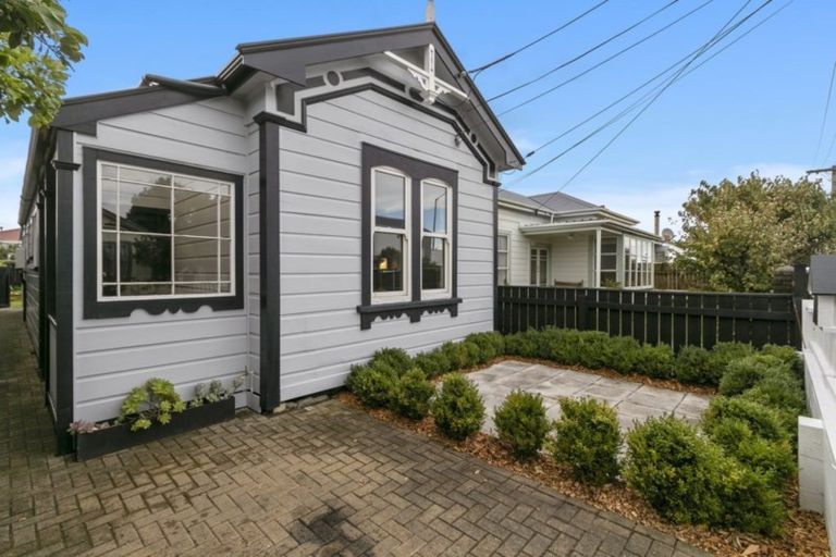 Photo of property in 6 Beach Street, Petone, Lower Hutt, 5012