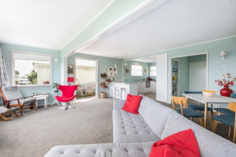 Photo of property in 1/26 Clyde Road, Bluff Hill, Napier, 4110