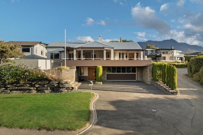 Photo of property in 732 Peninsula Road, Kelvin Heights, Queenstown, 9300