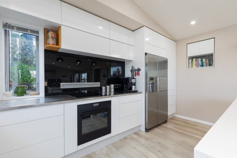 Photo of property in 6 Heemskerck Place, Britannia Heights, Nelson, 7010