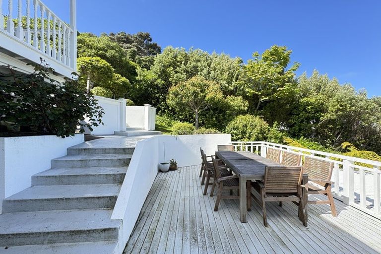 Photo of property in 117 Townsend Road, Miramar, Wellington, 6022