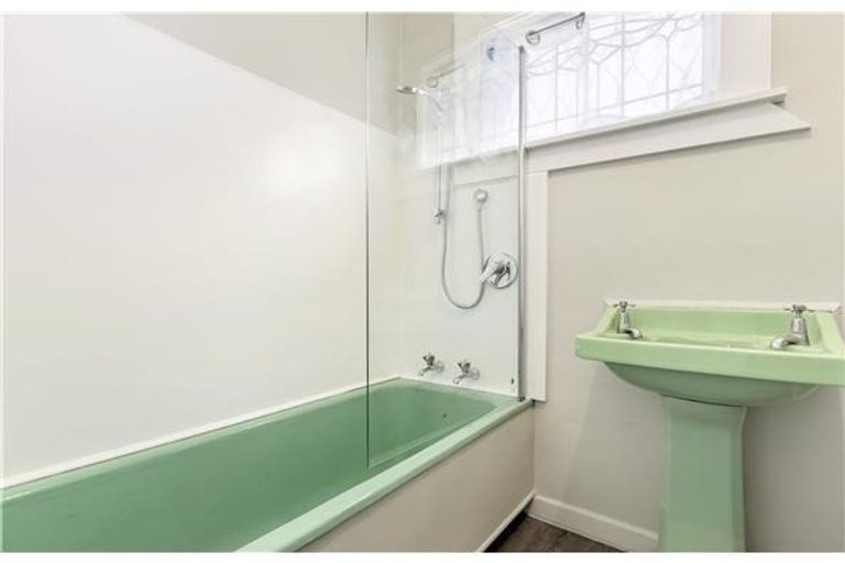 Photo of property in 7 Bretts Road, St Albans, Christchurch, 8052