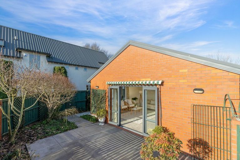 Photo of property in 5 Stroud Lane, Papanui, Christchurch, 8053