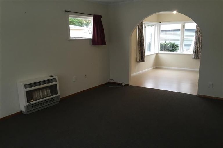 Photo of property in 71 Peel Place, Wainuiomata, Lower Hutt, 5014