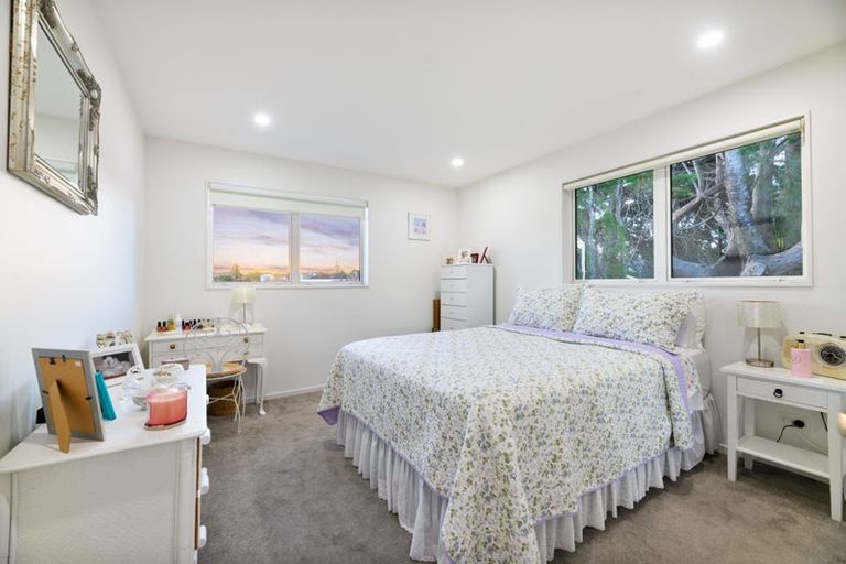 Photo of property in 30c Coniston Avenue, Te Atatu South, Auckland, 0610