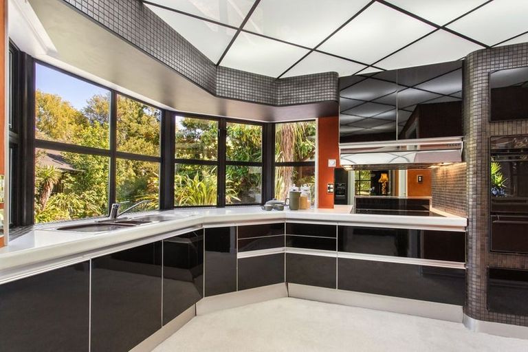 Photo of property in 5 Wood Lane, Fendalton, Christchurch, 8014