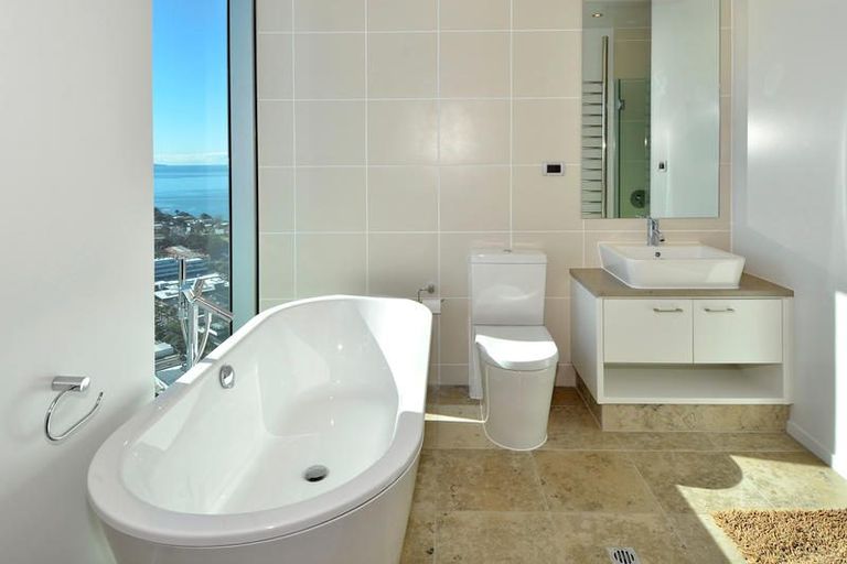 Photo of property in Sentinel Apartments, 2603/3 Northcroft Street, Takapuna, Auckland, 0622