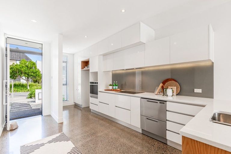 Photo of property in 1 Nevill Road, Hobsonville, Auckland, 0616